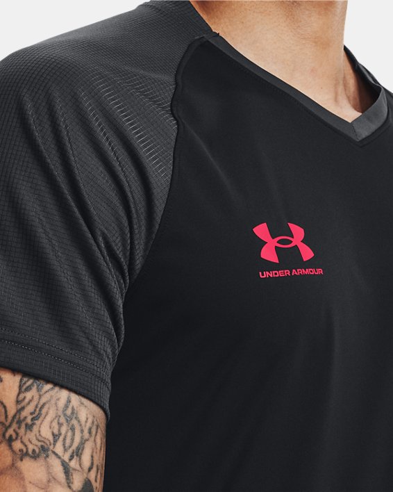 Men's UA Accelerate T-Shirt, Black, pdpMainDesktop image number 5
